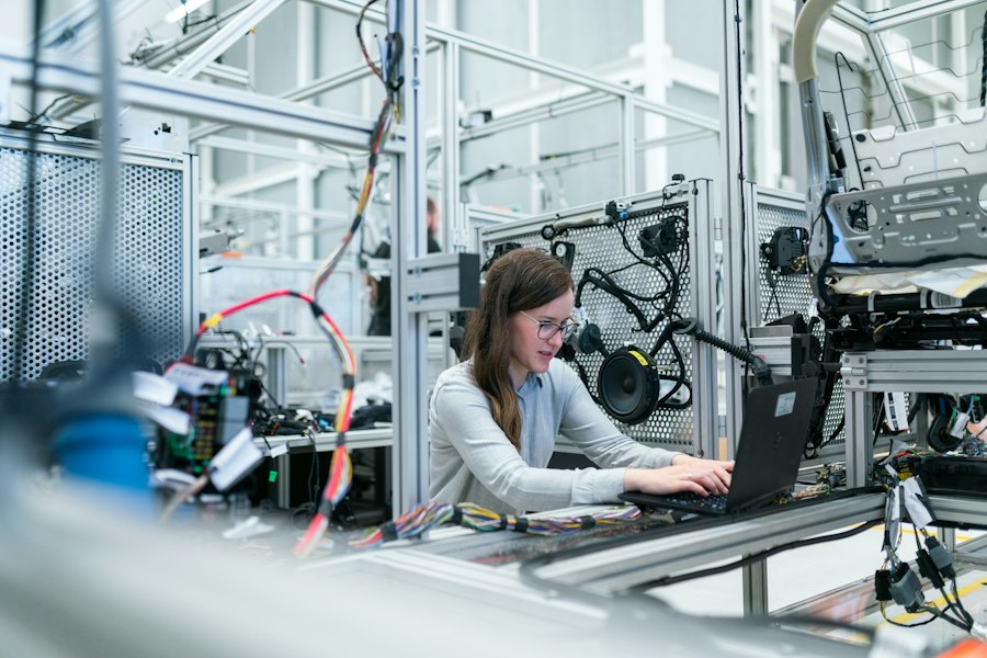 FBR27 engineers in lab